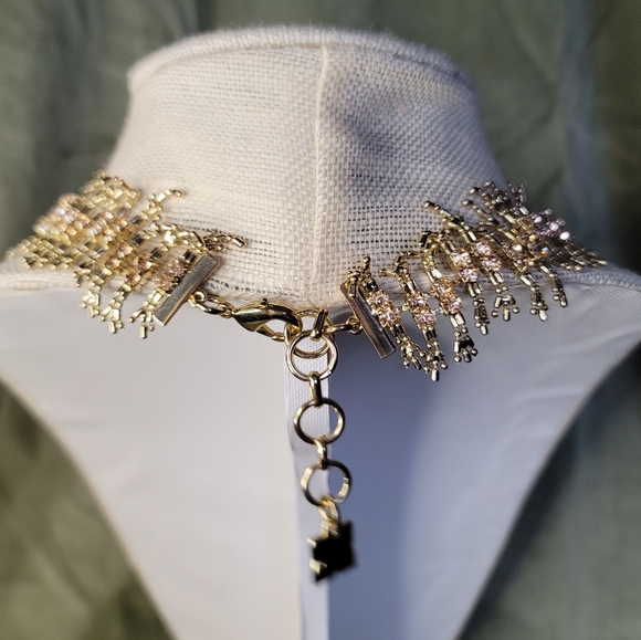 McBling Fae Light Operacore Rose Crystal Feathered Gold Statement Necklace - Picture 5 of 10